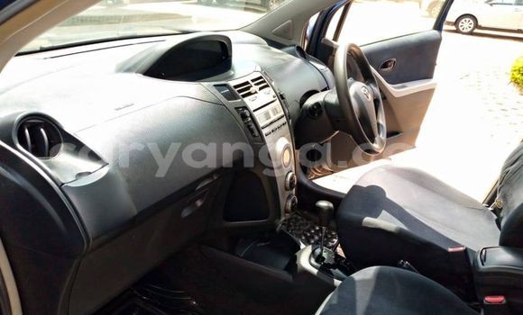 Nunua Ilio tumika Toyota Vitz Blue Gari ndani ya Blantyre nchini Malawi Nunua Ilio tumika Toyota Vitz Blue Gari ndani ya Blantyre nchini Malawi