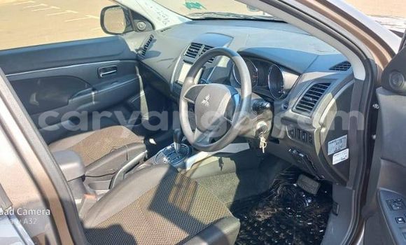 Acheter Occasion Voiture Mitsubishi RVR Marron à Blantyre, Malawi Acheter Occasion Voiture Mitsubishi RVR Marron à Blantyre, Malawi