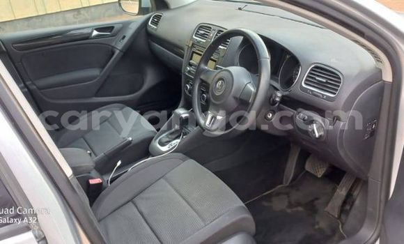Nunua Ilio tumika Volkswagen Golf Silver Gari ndani ya Blantyre nchini Malawi Nunua Ilio tumika Volkswagen Golf Silver Gari ndani ya Blantyre nchini Malawi