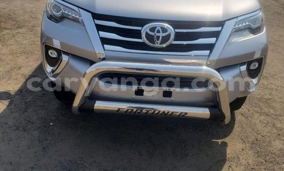 Buy Used Toyota Fortuner Silver Car in Lilongwe in Malawi Buy Used Toyota Fortuner Silver Car in Lilongwe in Malawi