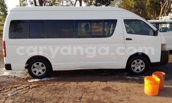 Buy Used Toyota Hiace White Car in Lilongwe in Malawi Buy Used Toyota Hiace White Car in Lilongwe in Malawi