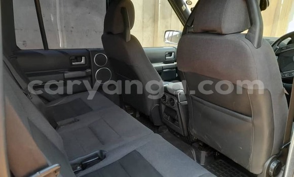 Buy Used Land Rover Discovery Silver Car in Lilongwe in Malawi Buy Used Land Rover Discovery Silver Car in Lilongwe in Malawi