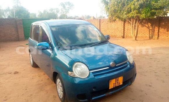 Buy Used Toyota Sienta Blue Car in Lilongwe in Malawi Buy Used Toyota Sienta Blue Car in Lilongwe in Malawi