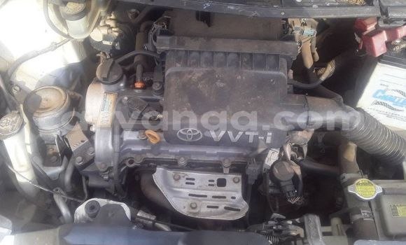 Buy Used Toyota Ractis White Car in Kasungu in Malawi Buy Used Toyota Ractis White Car in Kasungu in Malawi