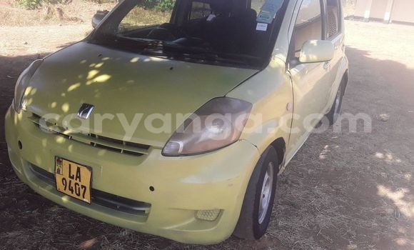 Buy Used Toyota Passo Green Car in Kasungu in Malawi Buy Used Toyota Passo Green Car in Kasungu in Malawi