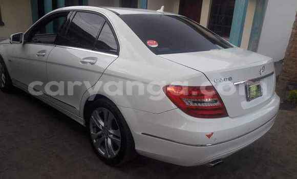 Acheter Occasion Voiture Mercedes‒Benz C–Class Blanc à Blantyre, Malawi Acheter Occasion Voiture Mercedes‒Benz C–Class Blanc à Blantyre, Malawi