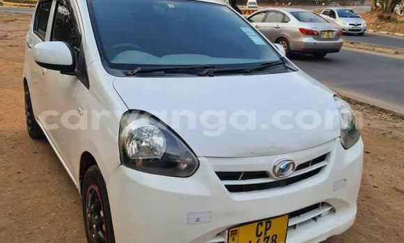 Acheter Occasion Voiture Daihatsu Mira Blanc à Blantyre, Malawi Acheter Occasion Voiture Daihatsu Mira Blanc à Blantyre, Malawi