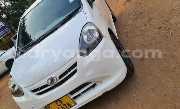 Acheter Occasion Voiture Daihatsu Mira Blanc à Blantyre, Malawi Acheter Occasion Voiture Daihatsu Mira Blanc à Blantyre, Malawi