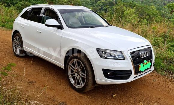 Buy Used Audi Q5 White Car in Lilongwe in Malawi
