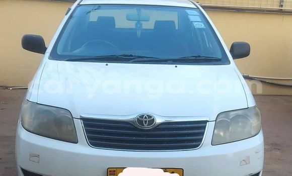 Nunua Ilio tumika Toyota Corolla White Gari ndani ya Lilongwe nchini Malawi Nunua Ilio tumika Toyota Corolla White Gari ndani ya Lilongwe nchini Malawi