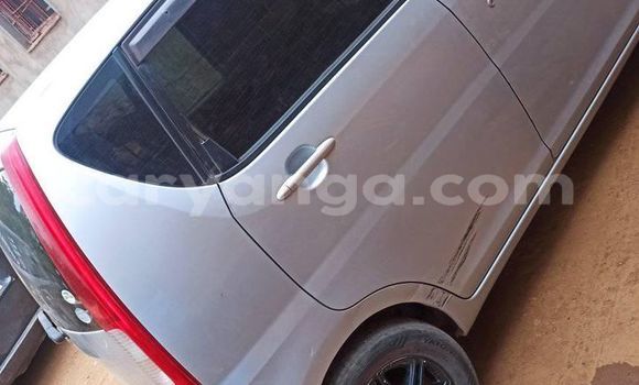 Nunua Ilio tumika Daihatsu Move Silver Gari ndani ya Blantyre nchini Malawi Nunua Ilio tumika Daihatsu Move Silver Gari ndani ya Blantyre nchini Malawi
