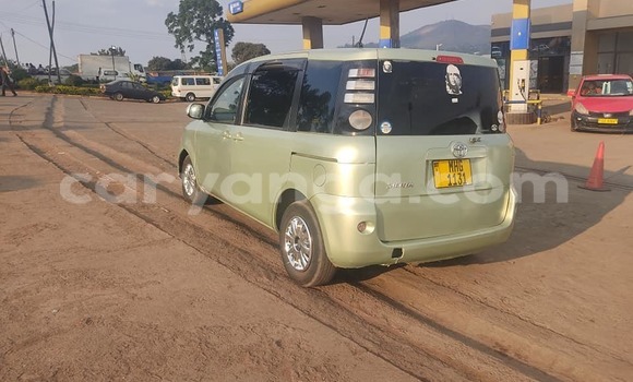 Buy Used Toyota Sienta Green Car in Blantyre in Malawi Buy Used Toyota Sienta Green Car in Blantyre in Malawi