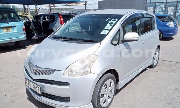 Buy Used Toyota Ractis Silver Car in Blantyre in Malawi