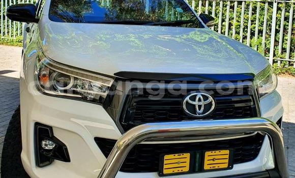 Nunua Ilio tumika Toyota Hilux White Gari ndani ya Blantyre nchini Malawi Nunua Ilio tumika Toyota Hilux White Gari ndani ya Blantyre nchini Malawi