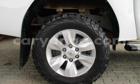 Nunua Ilio tumika Toyota Hilux White Gari ndani ya Blantyre nchini Malawi Nunua Ilio tumika Toyota Hilux White Gari ndani ya Blantyre nchini Malawi
