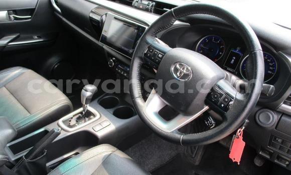 Nunua Ilio tumika Toyota Hilux White Gari ndani ya Blantyre nchini Malawi Nunua Ilio tumika Toyota Hilux White Gari ndani ya Blantyre nchini Malawi