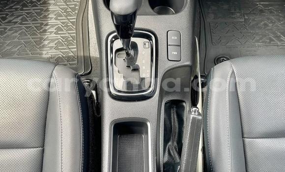 Nunua Ilio tumika Toyota Hilux White Gari ndani ya Blantyre nchini Malawi Nunua Ilio tumika Toyota Hilux White Gari ndani ya Blantyre nchini Malawi