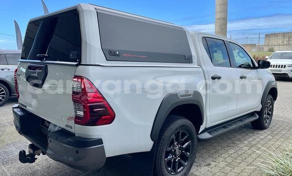 Nunua Ilio tumika Toyota Hilux White Gari ndani ya Blantyre nchini Malawi Nunua Ilio tumika Toyota Hilux White Gari ndani ya Blantyre nchini Malawi