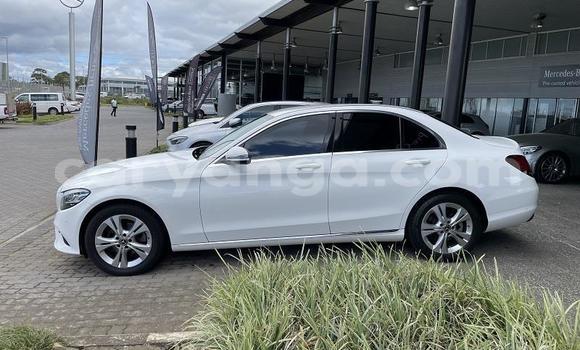 Nunua Ilio tumika Mercedes‒Benz C–Class White Gari ndani ya Blantyre nchini Malawi Nunua Ilio tumika Mercedes‒Benz C–Class White Gari ndani ya Blantyre nchini Malawi