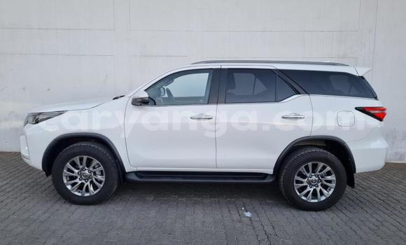 Nunua Ilio tumika Toyota Fortuner White Gari ndani ya Blantyre nchini Malawi Nunua Ilio tumika Toyota Fortuner White Gari ndani ya Blantyre nchini Malawi