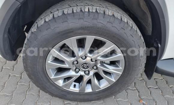 Nunua Ilio tumika Toyota Fortuner White Gari ndani ya Blantyre nchini Malawi Nunua Ilio tumika Toyota Fortuner White Gari ndani ya Blantyre nchini Malawi
