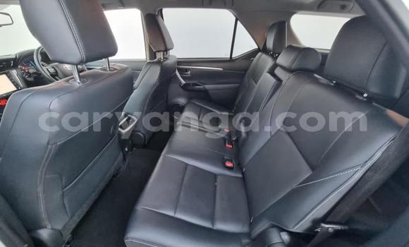 Nunua Ilio tumika Toyota Fortuner White Gari ndani ya Blantyre nchini Malawi Nunua Ilio tumika Toyota Fortuner White Gari ndani ya Blantyre nchini Malawi