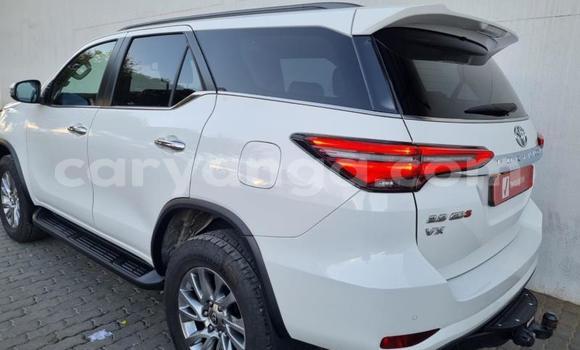 Nunua Ilio tumika Toyota Fortuner White Gari ndani ya Blantyre nchini Malawi Nunua Ilio tumika Toyota Fortuner White Gari ndani ya Blantyre nchini Malawi