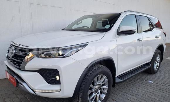 Nunua Ilio tumika Toyota Fortuner White Gari ndani ya Blantyre nchini Malawi Nunua Ilio tumika Toyota Fortuner White Gari ndani ya Blantyre nchini Malawi
