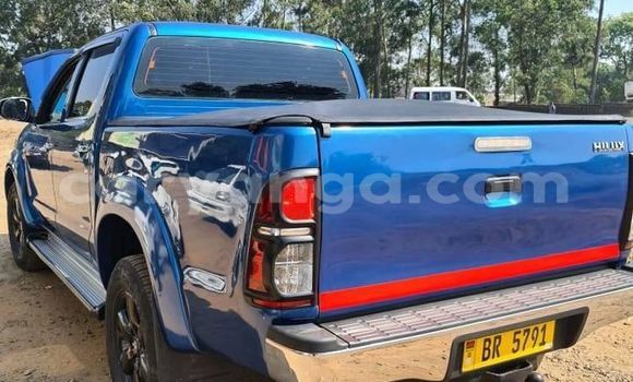 Nunua Ilio tumika Toyota Hilux Blue Gari ndani ya Blantyre nchini Malawi Nunua Ilio tumika Toyota Hilux Blue Gari ndani ya Blantyre nchini Malawi