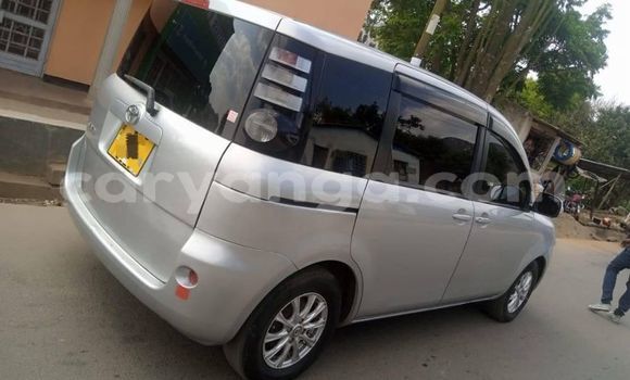 Nunua Ilio tumika Toyota Sienta Silver Gari ndani ya Blantyre nchini Malawi Nunua Ilio tumika Toyota Sienta Silver Gari ndani ya Blantyre nchini Malawi