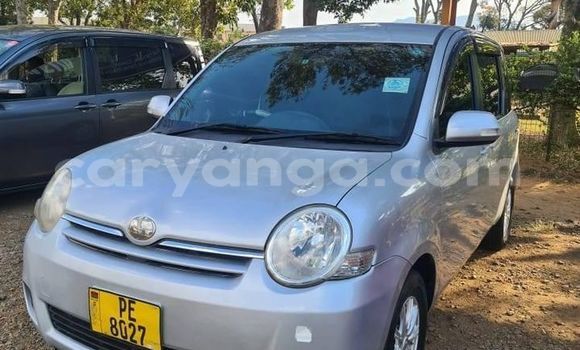 Nunua Ilio tumika Toyota Sienta Silver Gari ndani ya Blantyre nchini Malawi Nunua Ilio tumika Toyota Sienta Silver Gari ndani ya Blantyre nchini Malawi