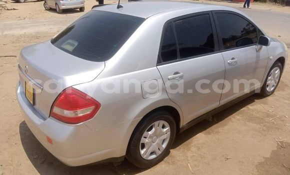 Nunua Ilio tumika Nissan Tiida Silver Gari ndani ya Blantyre nchini Malawi Nunua Ilio tumika Nissan Tiida Silver Gari ndani ya Blantyre nchini Malawi