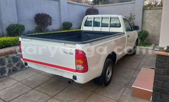 Acheter Occasion Voiture Toyota Hilux Blanc à Blantyre, Malawi Acheter Occasion Voiture Toyota Hilux Blanc à Blantyre, Malawi