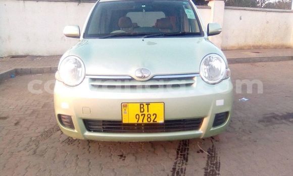 Nunua Ilio tumika Toyota Sienta Green Gari ndani ya Blantyre nchini Malawi Nunua Ilio tumika Toyota Sienta Green Gari ndani ya Blantyre nchini Malawi