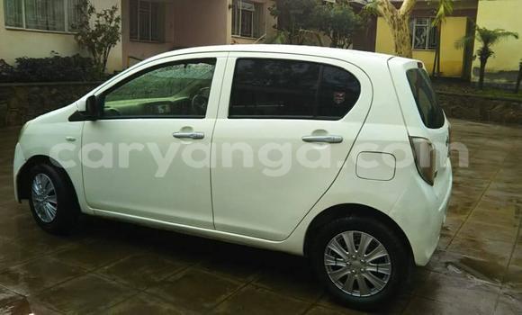 Nunua Ilio tumika Daihatsu Mira White Gari ndani ya Blantyre nchini Malawi Nunua Ilio tumika Daihatsu Mira White Gari ndani ya Blantyre nchini Malawi