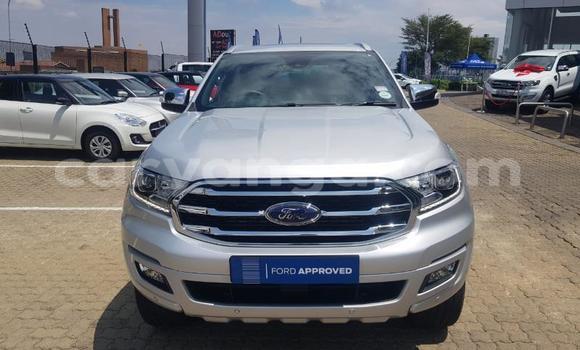 Nunua Ilio tumika Ford Everest Silver Gari ndani ya Blantyre nchini Malawi Nunua Ilio tumika Ford Everest Silver Gari ndani ya Blantyre nchini Malawi