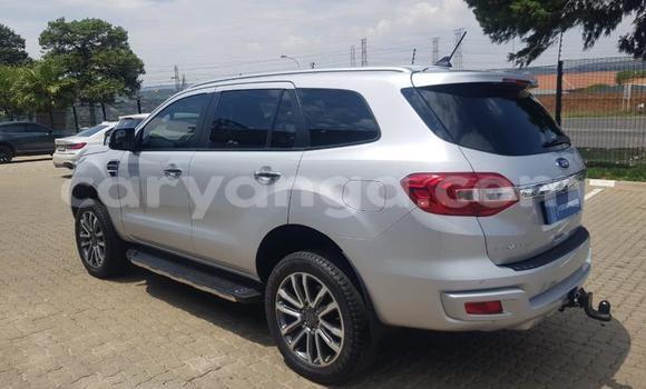 Nunua Ilio tumika Ford Everest Silver Gari ndani ya Blantyre nchini Malawi Nunua Ilio tumika Ford Everest Silver Gari ndani ya Blantyre nchini Malawi