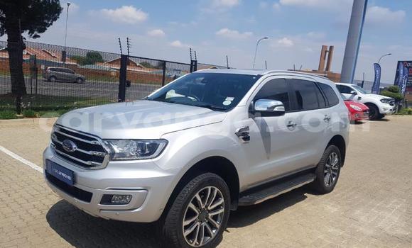 Nunua Ilio tumika Ford Everest Silver Gari ndani ya Blantyre nchini Malawi Nunua Ilio tumika Ford Everest Silver Gari ndani ya Blantyre nchini Malawi