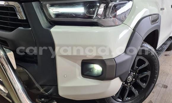Nunua Ilio tumika Toyota Hilux White Gari ndani ya Blantyre nchini Malawi Nunua Ilio tumika Toyota Hilux White Gari ndani ya Blantyre nchini Malawi