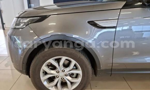 Nunua Ilio tumika Land Rover Discovery Silver Gari ndani ya Blantyre nchini Malawi Nunua Ilio tumika Land Rover Discovery Silver Gari ndani ya Blantyre nchini Malawi