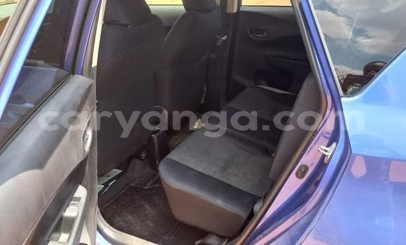 Nunua Ilio tumika Toyota Ractis Blue Gari ndani ya Blantyre nchini Malawi Nunua Ilio tumika Toyota Ractis Blue Gari ndani ya Blantyre nchini Malawi