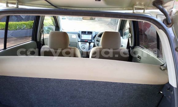 Nunua Ilio tumika Daihatsu Mira Silver Gari ndani ya Blantyre nchini Malawi Nunua Ilio tumika Daihatsu Mira Silver Gari ndani ya Blantyre nchini Malawi