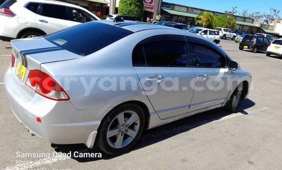 Nunua Ilio tumika Honda Civic Silver Gari ndani ya Blantyre nchini Malawi Nunua Ilio tumika Honda Civic Silver Gari ndani ya Blantyre nchini Malawi