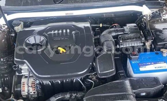 Nunua Ilio tumika Kia K5 Brown Gari ndani ya Blantyre nchini Malawi Nunua Ilio tumika Kia K5 Brown Gari ndani ya Blantyre nchini Malawi