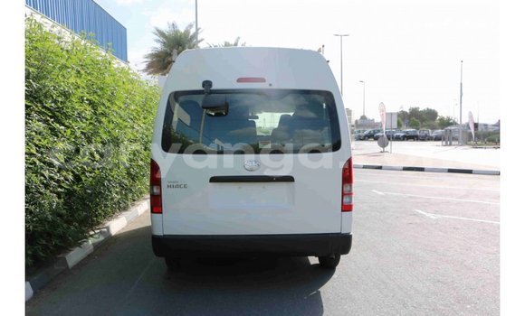 Buy Import Toyota Hiace White Car in Import - Dubai in Malawi Buy Import Toyota Hiace White Car in Import - Dubai in Malawi