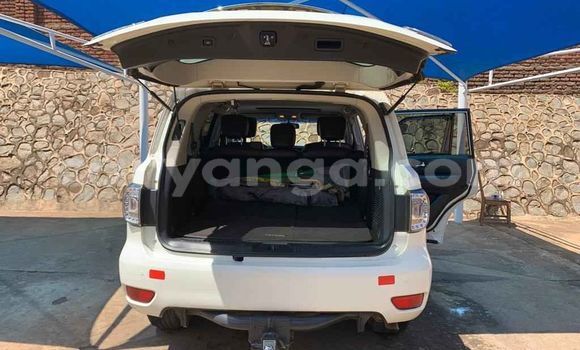 Nunua Ilio tumika Nissan Patrol White Gari ndani ya Blantyre nchini Malawi Nunua Ilio tumika Nissan Patrol White Gari ndani ya Blantyre nchini Malawi