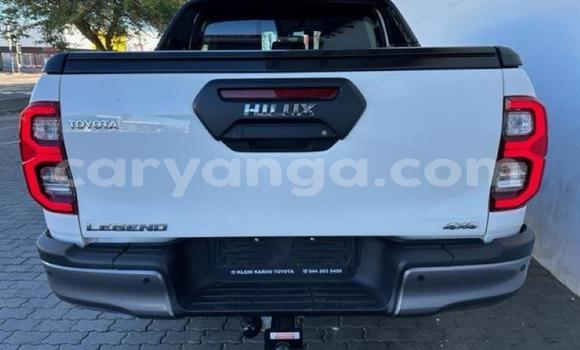 Nunua Ilio tumika Toyota Hilux White Gari ndani ya Blantyre nchini Malawi Nunua Ilio tumika Toyota Hilux White Gari ndani ya Blantyre nchini Malawi
