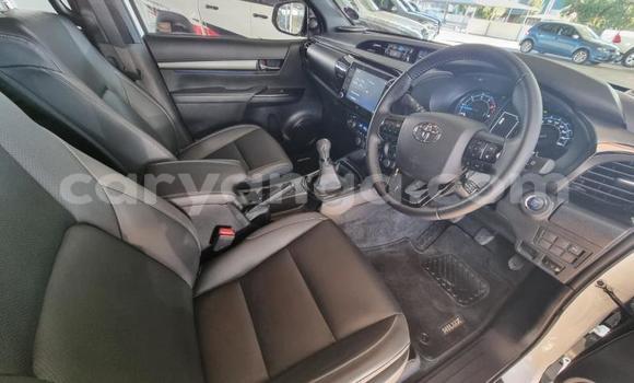 Nunua Ilio tumika Toyota Hilux White Gari ndani ya Blantyre nchini Malawi Nunua Ilio tumika Toyota Hilux White Gari ndani ya Blantyre nchini Malawi