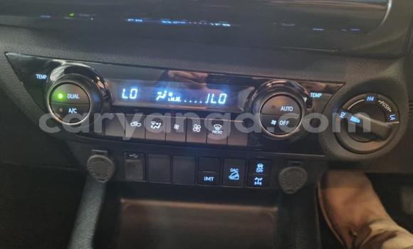 Nunua Ilio tumika Toyota Hilux White Gari ndani ya Blantyre nchini Malawi Nunua Ilio tumika Toyota Hilux White Gari ndani ya Blantyre nchini Malawi