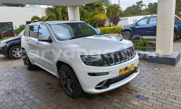 Acheter Occasion Voiture Jeep Grand Cherokee Blanc à Blantyre, Malawi Acheter Occasion Voiture Jeep Grand Cherokee Blanc à Blantyre, Malawi